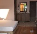 Hotel Romance Club